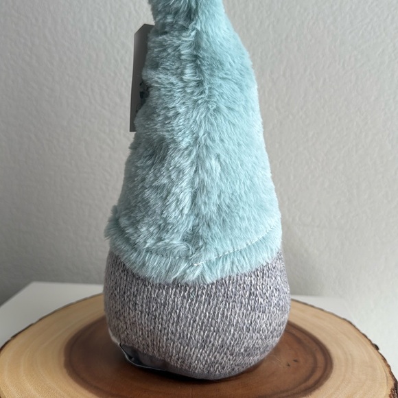 ❗️CUTE WINTER MINT HAT GNOME FOR THE HOLIDAYS - Picture 5 of 5